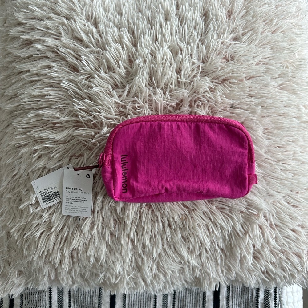Lululemon Sonic Pink Mini Belt Bag